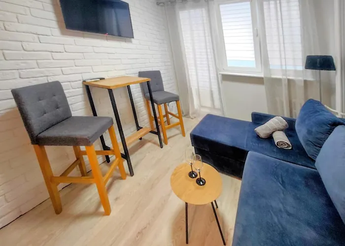 Black Sails Z Parkingiem Kolberg